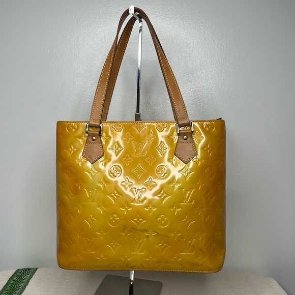 Louis Vuitton Houston Yellow Vernis Bag 🇪🇸 - Picture 3 of 13